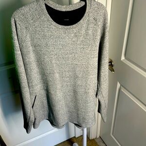Lululemon XL fits a little loose but GREAT CONDITION USED. MENS